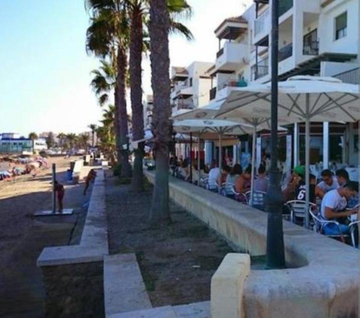 Habitacion Avilena Tropical En Aguadulce Almeria Luaran gambar