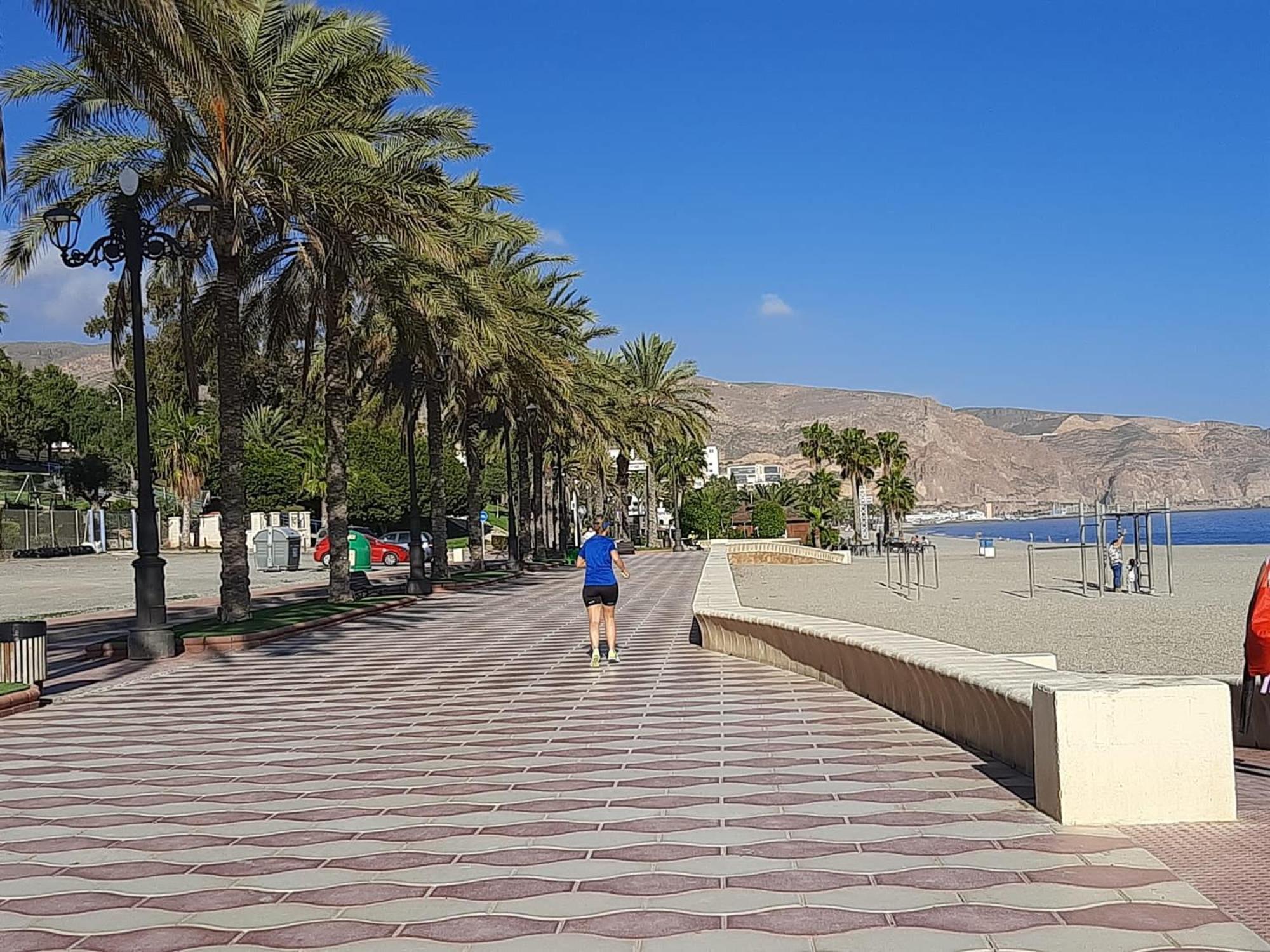 Habitacion Avilena Tropical En Aguadulce Almeria Luaran gambar